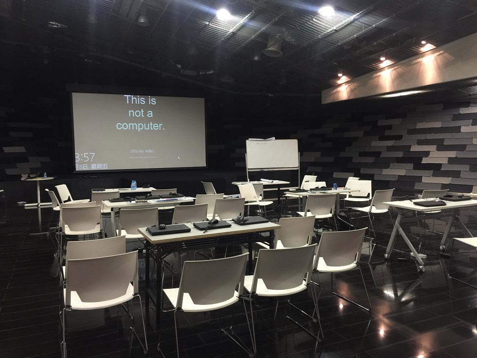 巨人网络 Office 培训现场